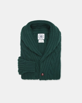 Made-in-Scotland Green Cableknit Lambswool Cardigan Effortless Warmth Warm Outfit