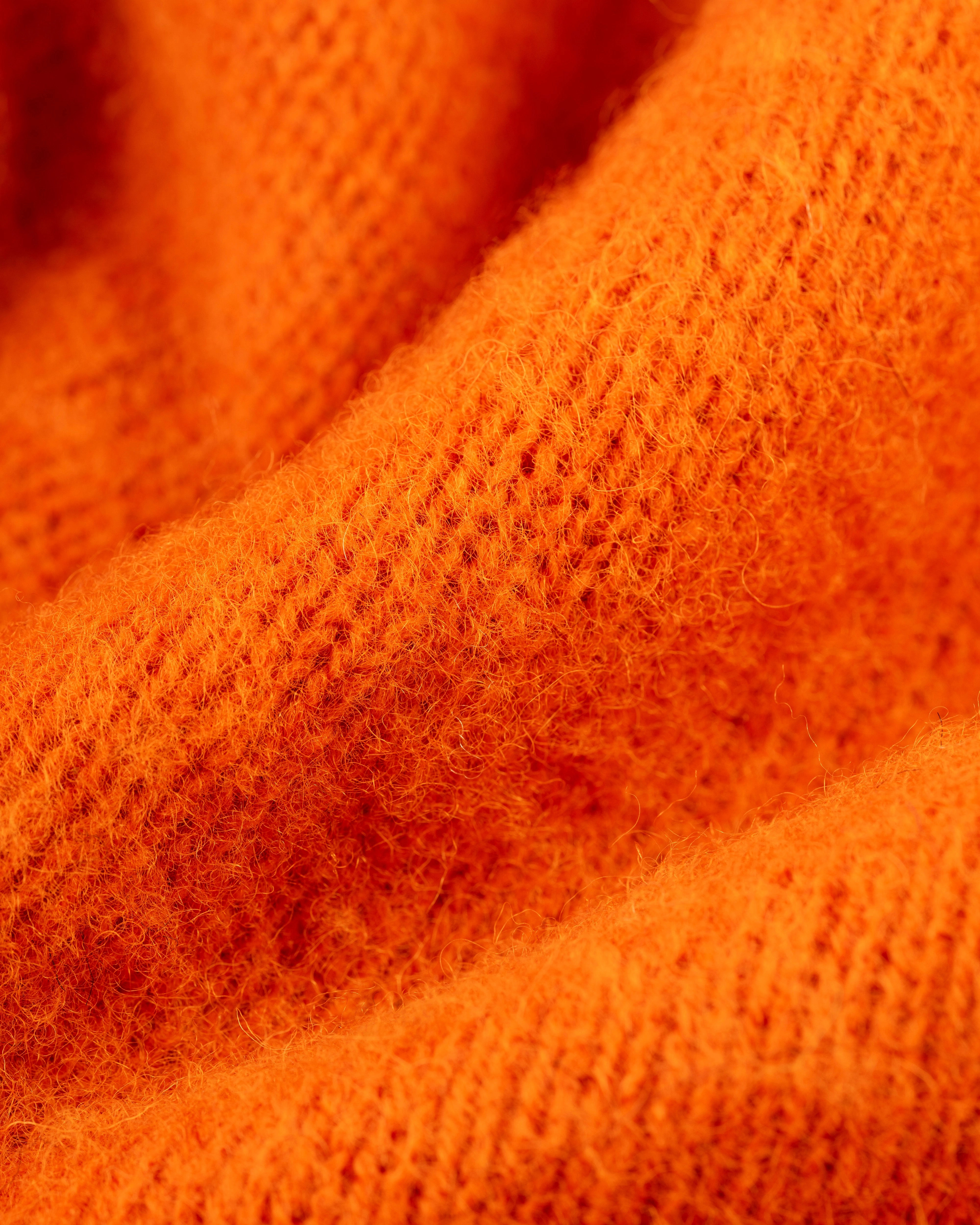 Effortless Style Made-in-Scotland Pumpkin Shaggy Dog Sweater - Classic Fit