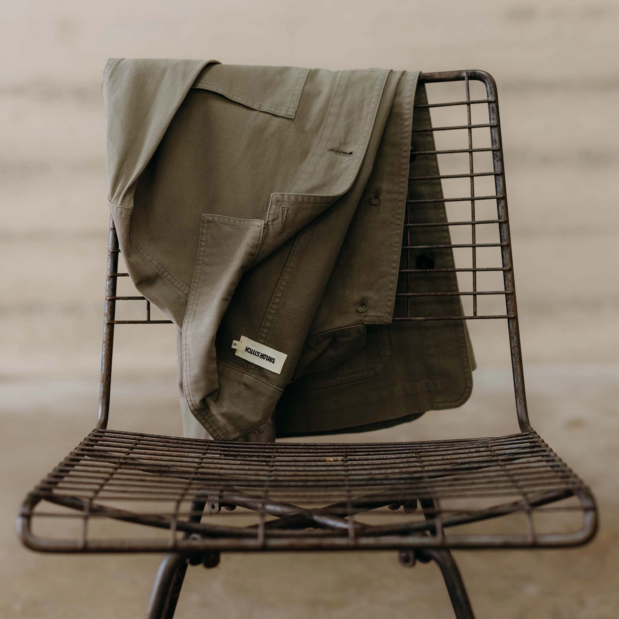 Journal The Ojai Jacket in Organic Smoked Olive Foundation Twill