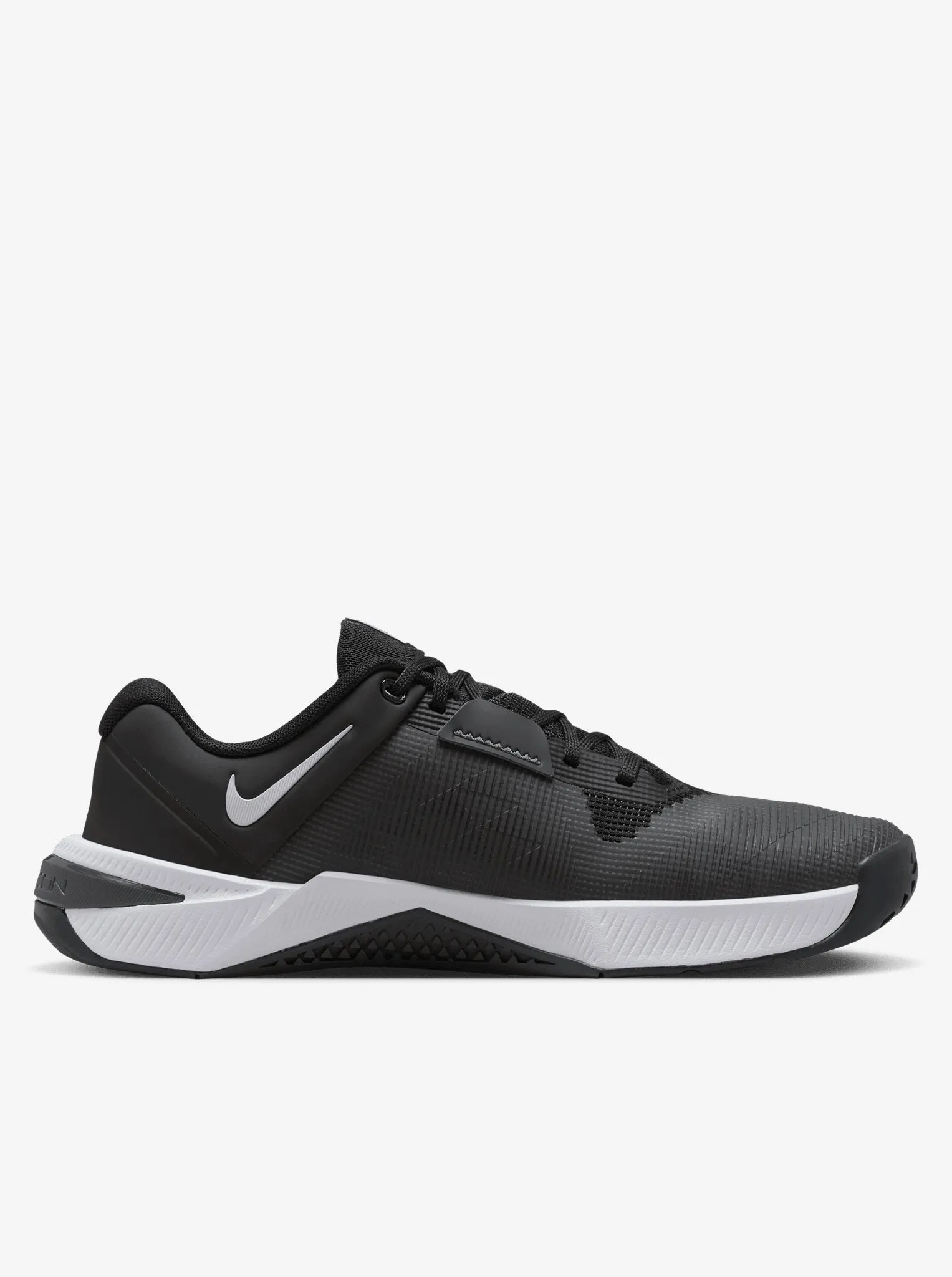 Adaptive foam promotes comfort across long sessions Comfortable Arch Metcon 10 Womens