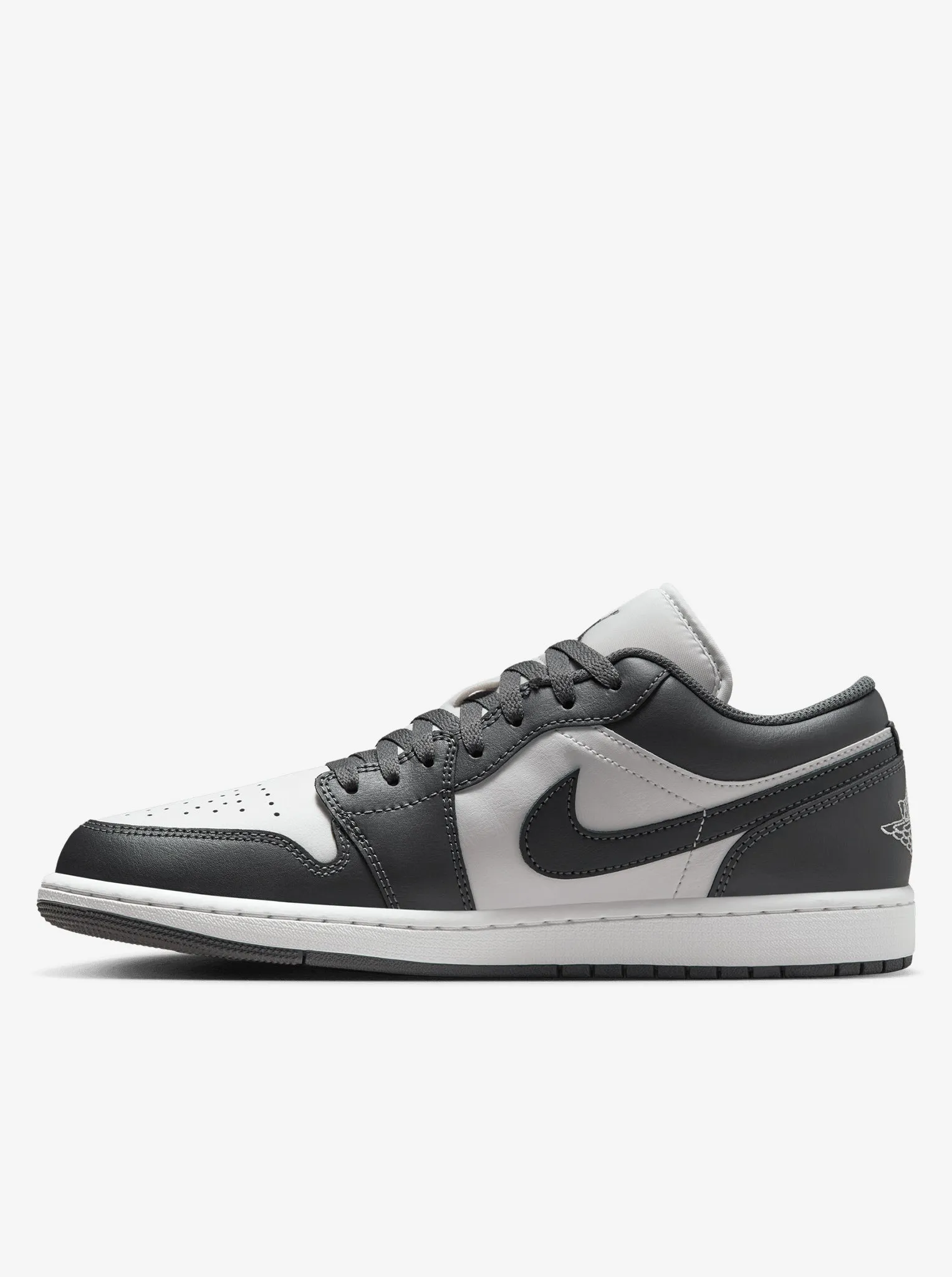 Air Jordan 1 Low Fitted Traction Minimalist Look