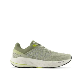 Anti - skid triple - strap shoes New Balance Men's 860 v14 in Olivine AW24