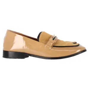 Ground Hold Newbark Melanie Loafers in Beige Patent Leather
