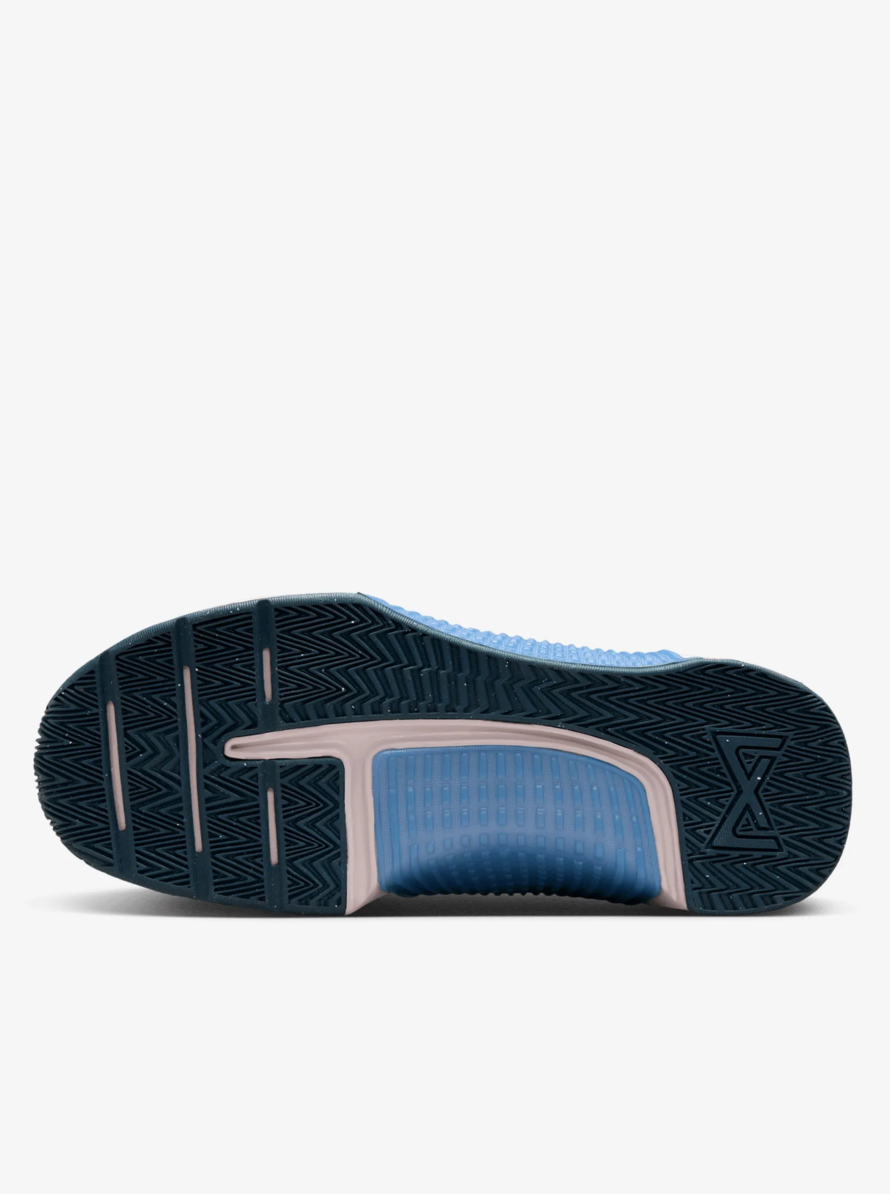 Sturdy Lightweight construction allows for swift direction changes Metcon 9 Womens