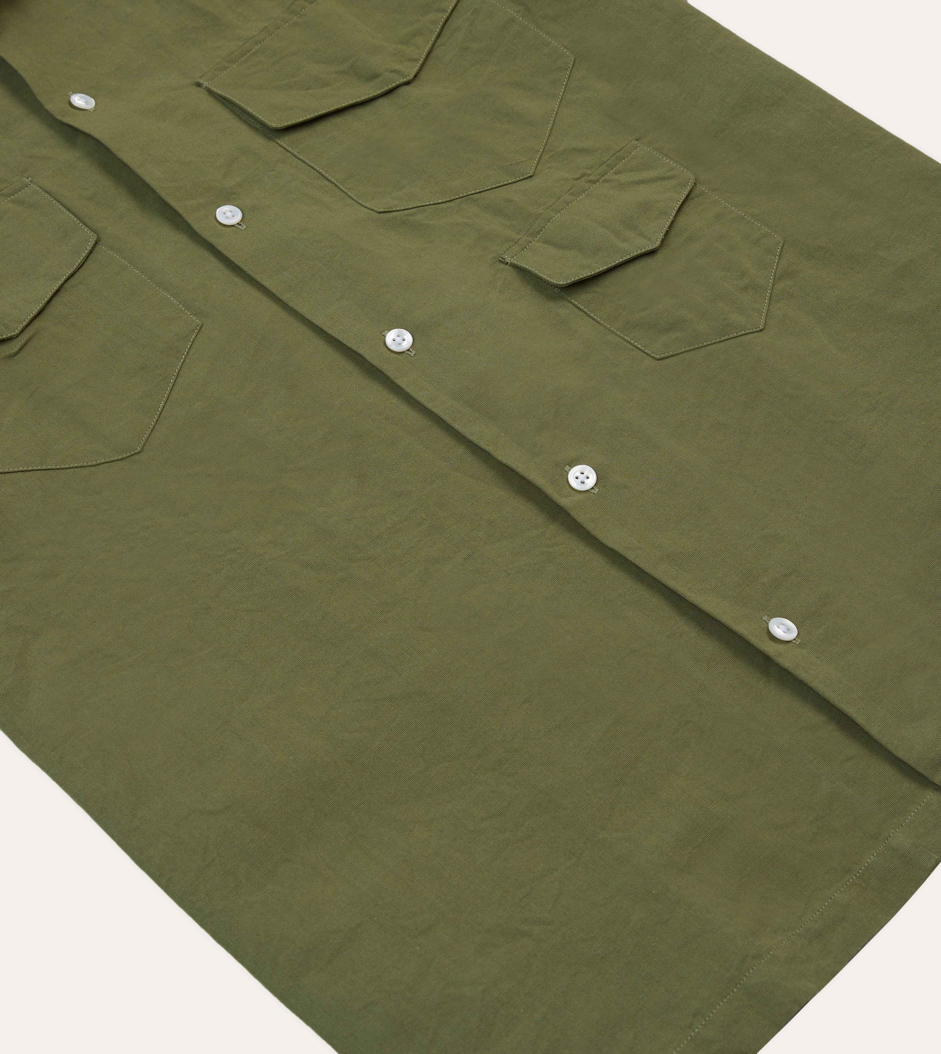 Olive Cotton-Linen Camp Collar Three Pocket Short Sleeve Shirt Eco Friendly Production Stretchable Fabric