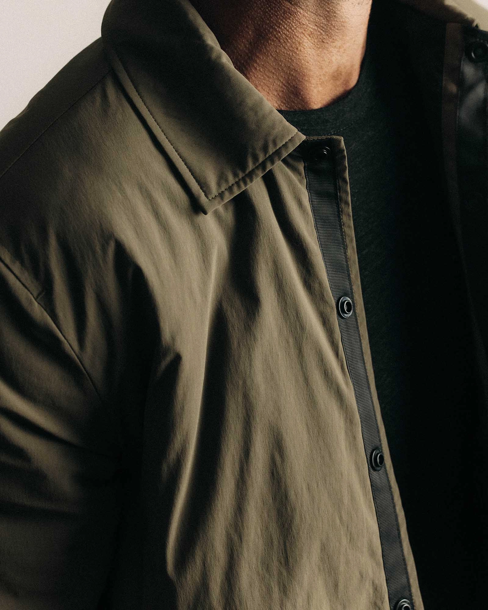 Holiday Style Modern Look The Ridgeline Overshirt in Fatigue Olive
