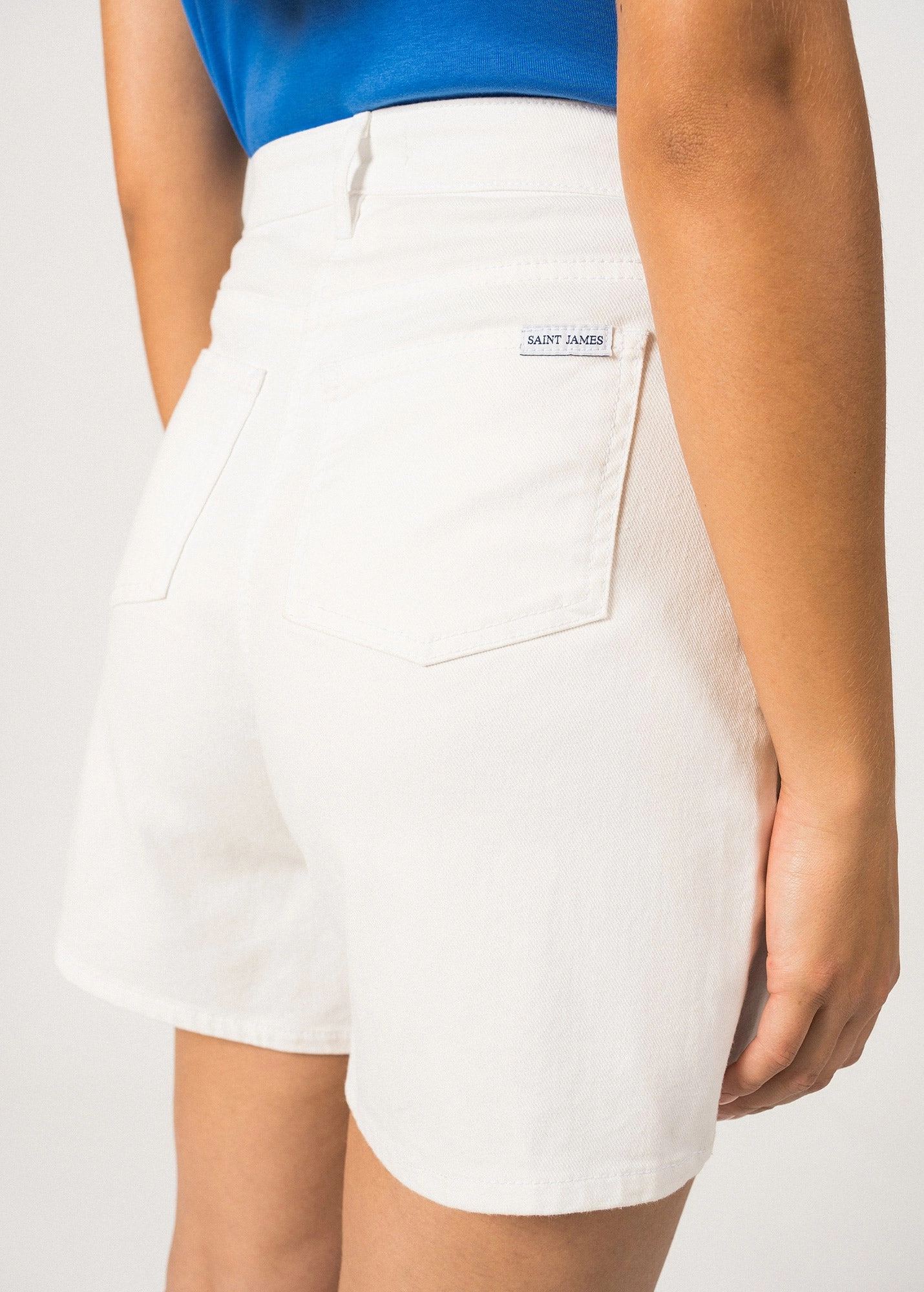 PEARL - Twill Cotton Shorts with High Waist - Straight Cut | Straight Cut (WHITE) UV Protection