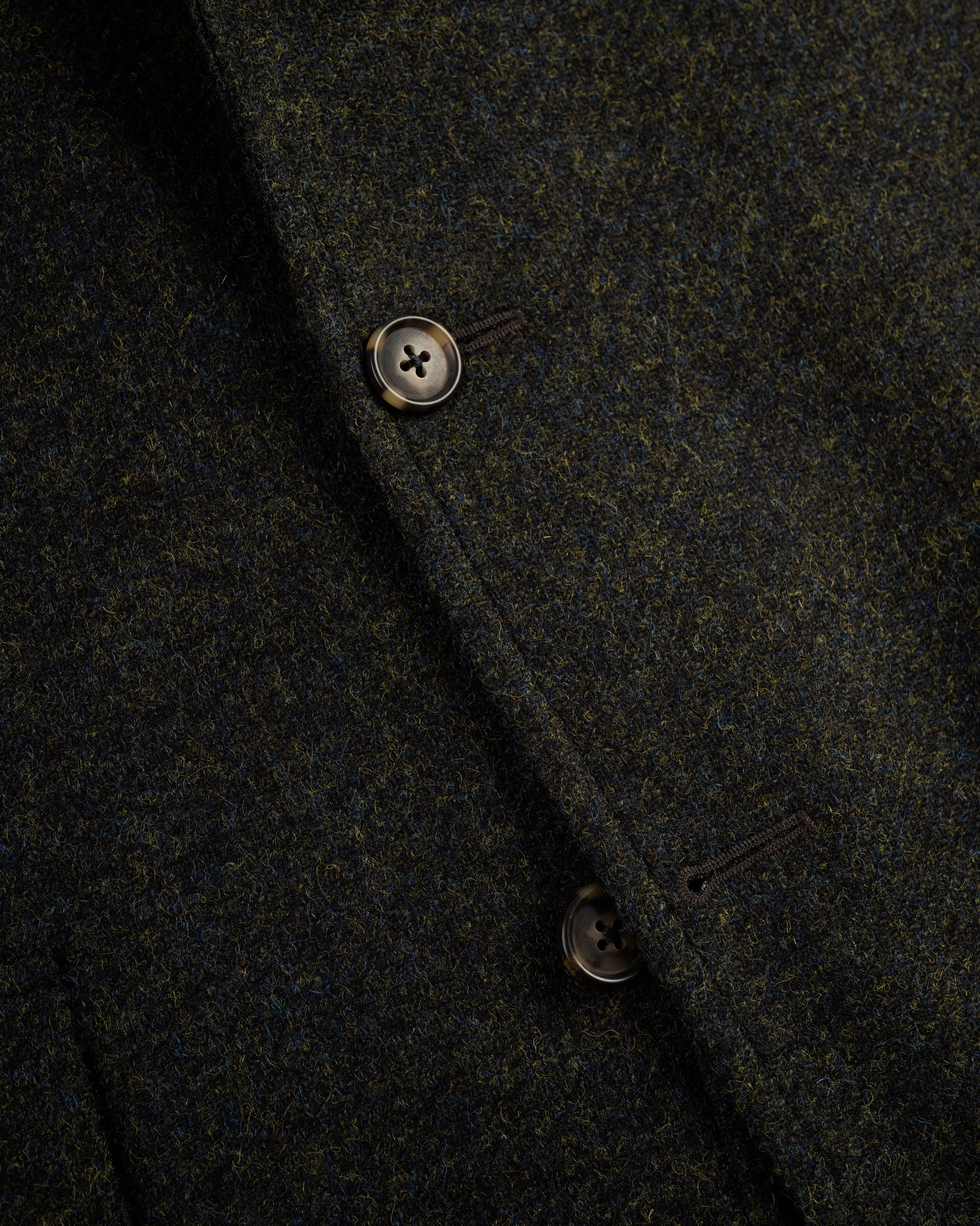 Comfortable and stylish Made-in-Canada Dark Green Marl Shaggy Dog Scottish Shetland Sport Coat
