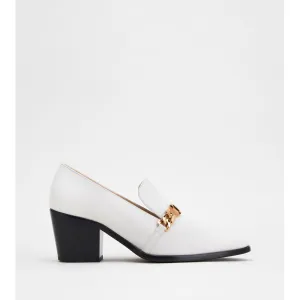 Toe Guard Heeled Leather Loafers