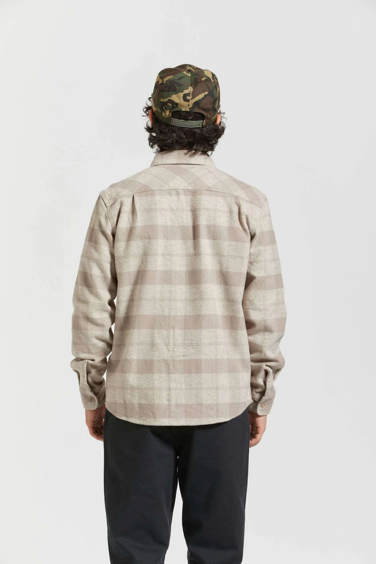 Flex Fit Collar Bowery Heavyweight L/S Flannel - Off White/Cinder Grey