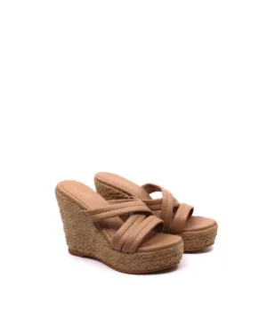 Dance Glow San Vito Wedge In Almond