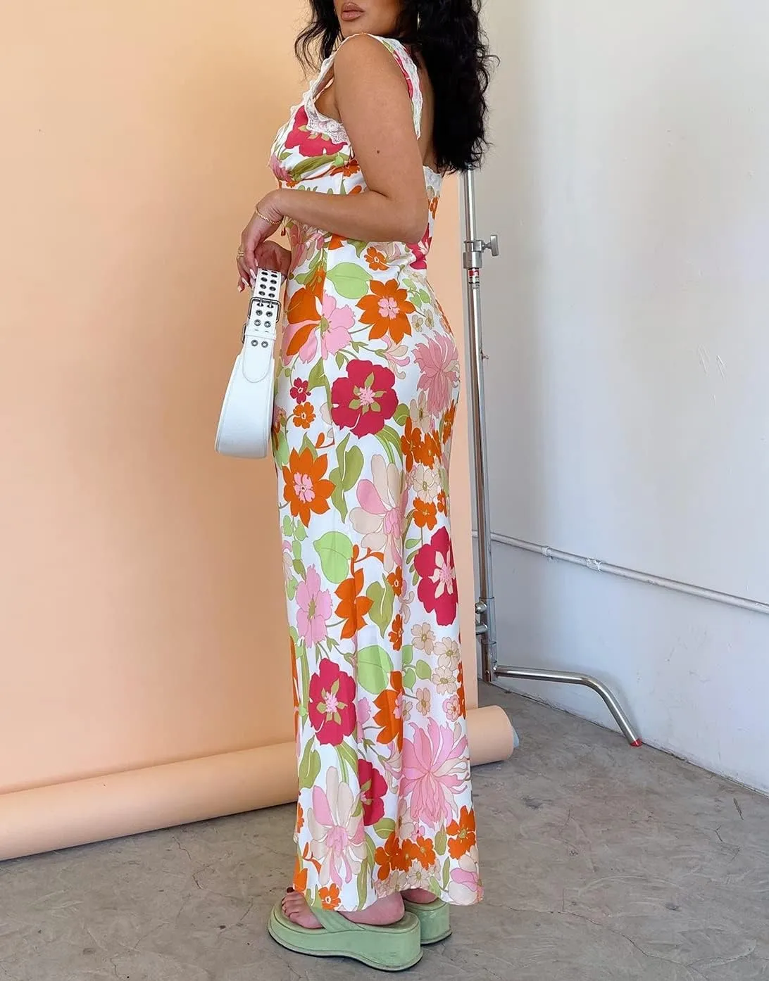 Seyurigaoka Women Y2K Floral Print Spaghetti Strap Maxi Dress Low Cut Bodycon Cami Long Dress V Neck Backless Vacation Dress