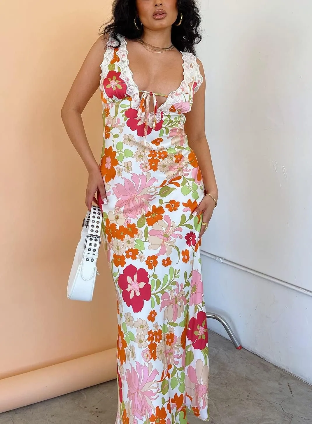 Seyurigaoka Women Y2K Floral Print Spaghetti Strap Maxi Dress Low Cut Bodycon Cami Long Dress V Neck Backless Vacation Dress