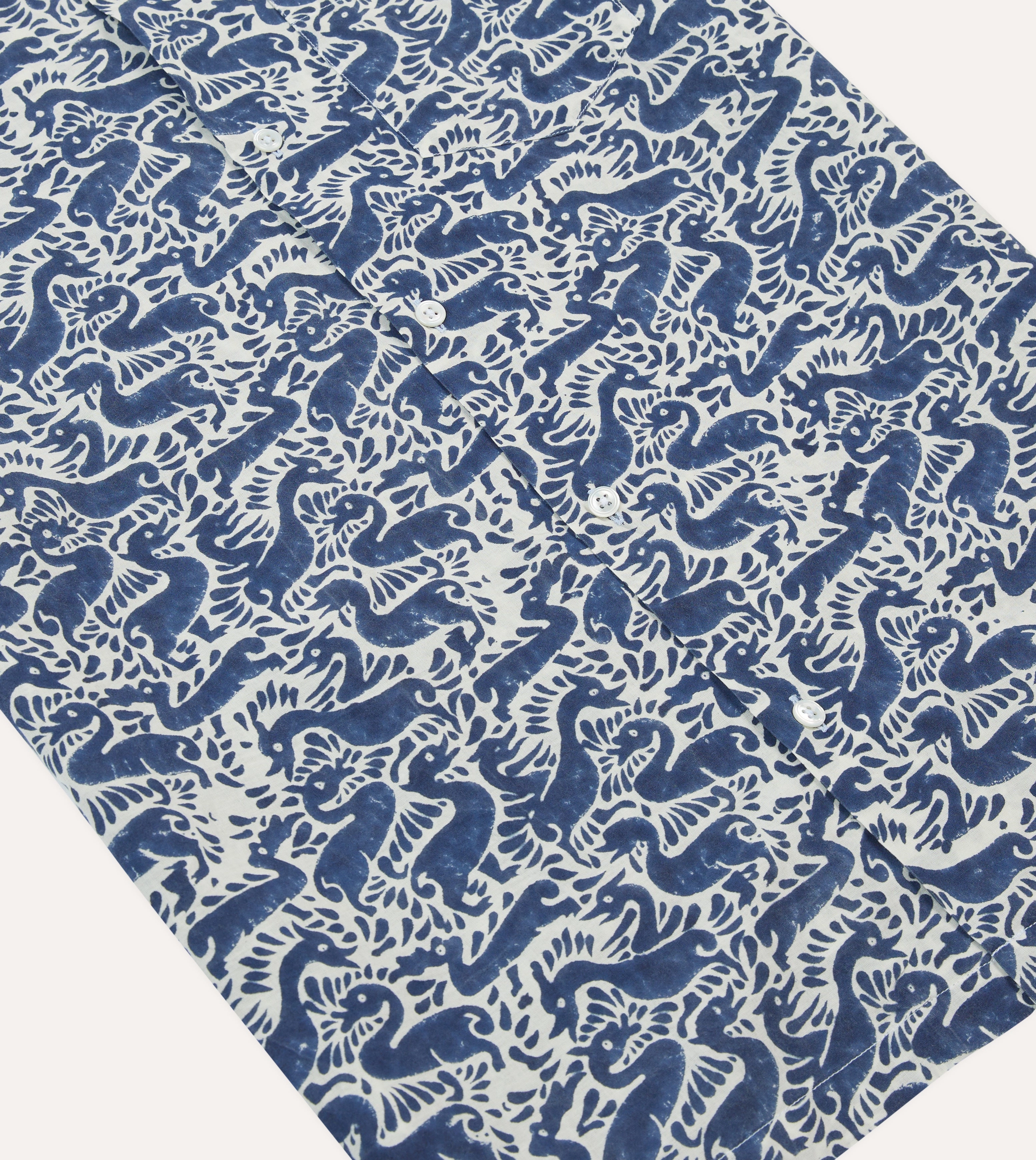 Affordable Fashion Seamless Shoulder Construction Navy Duck Block Print Cotton Camp Collar Short Sleeve Shirt