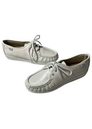 Comfy Motion Women's Bounce Lace Up Moc - Slim In White