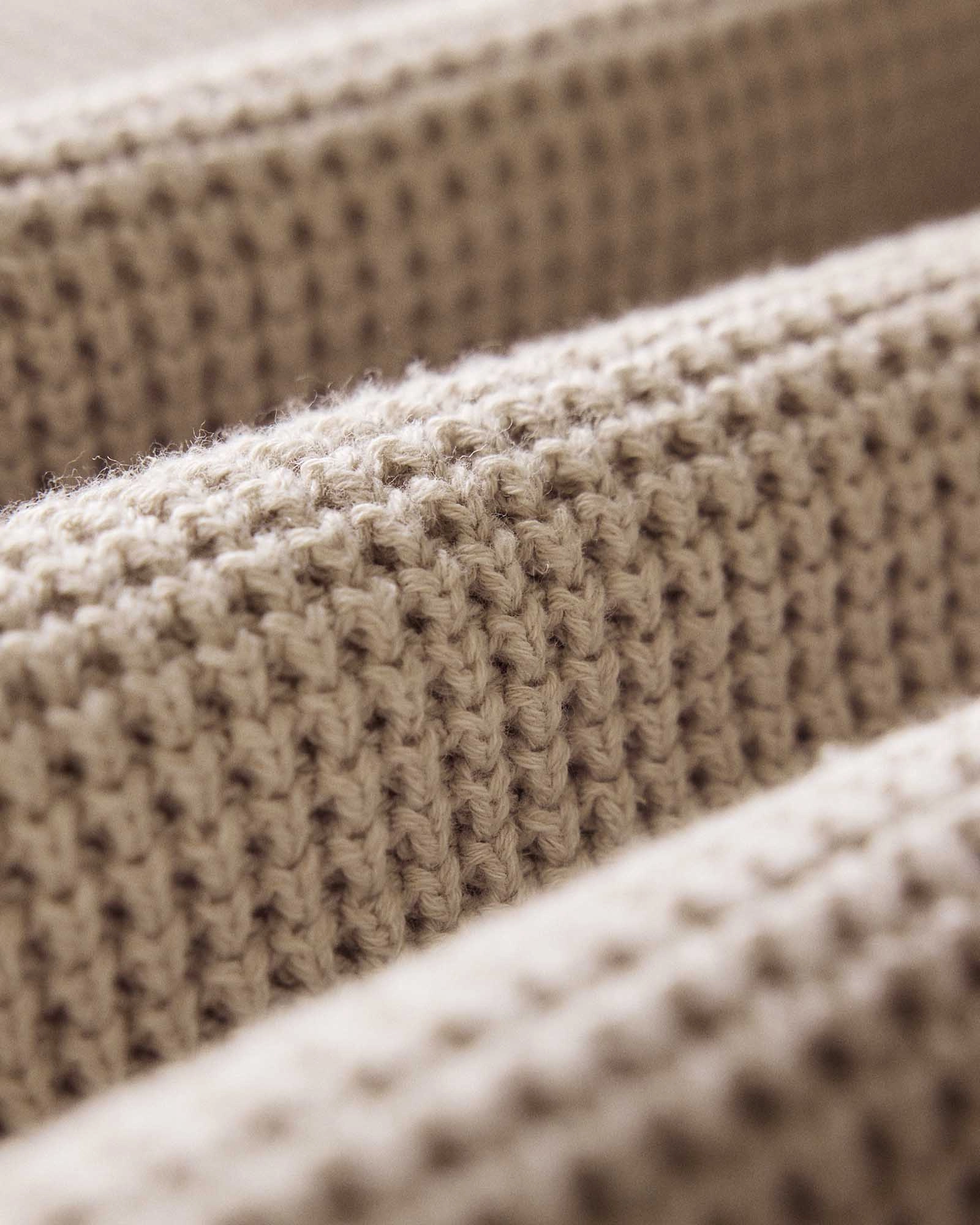 Versatile Outfit Quick Knit The Ranger Sweater in Heather Fog Linen Waffle