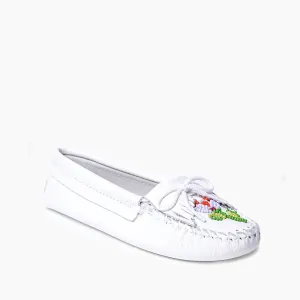 Women's Ziigwan Waabigwan Moccasin In White Stone Walk Quality craftsmanship