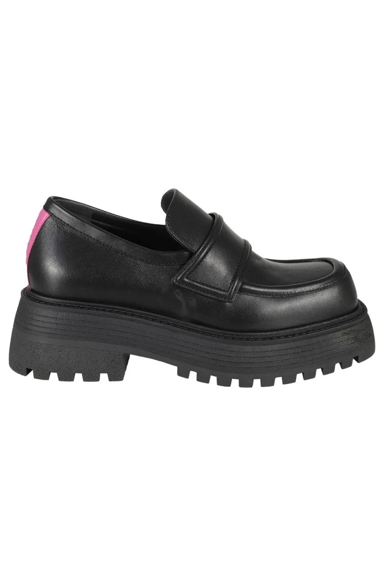 Comfortable Soles Leather Loafers With Fuchsia Detail And Raised Sole