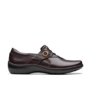 River Walk All Safe Clarks Cora Aubrie in Brown Leather