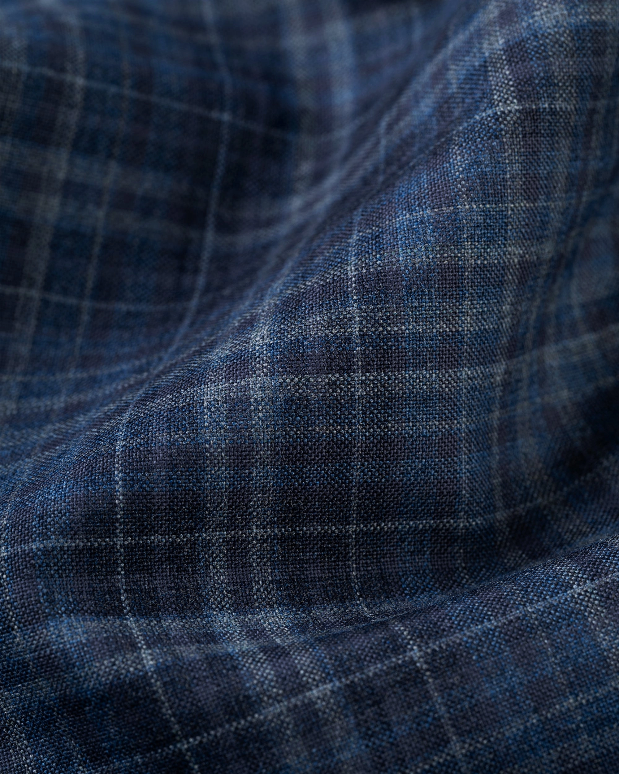 Fashionable Office Wear Trendy Layer Made-in-Canada Medium Blue & Grey Plaid Wool Sport Coat
