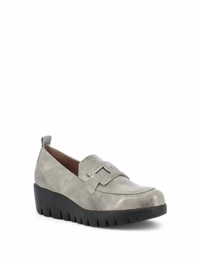 Women's Fly Rings Moccasins Shoes In Iris Gris (Light Grey Patent) Comfortable Style Walking