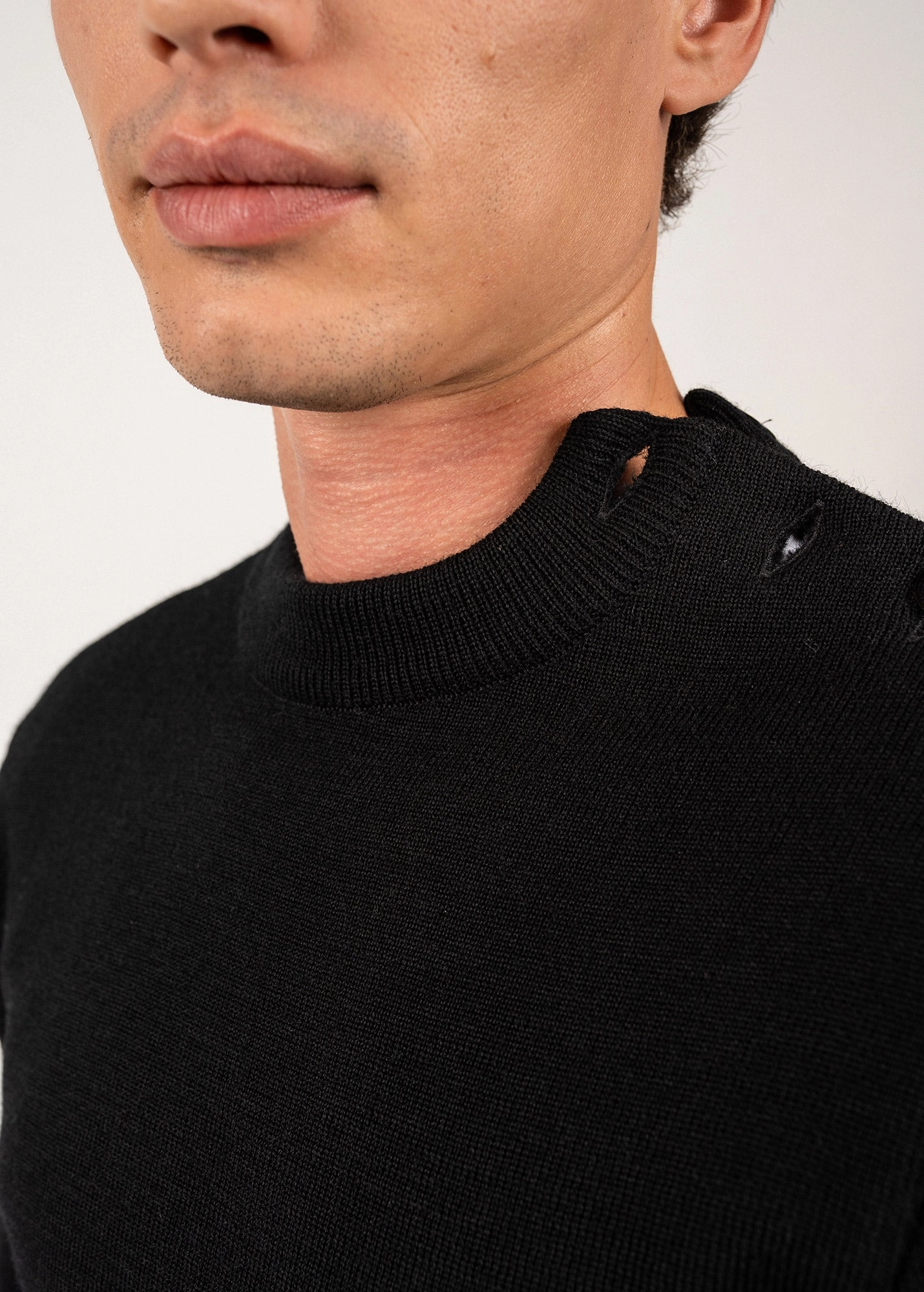 Chic and Warm Yarn Dyed Fabric MATELOT - Wool Fisherman Sweater with Button Shoulder | Slim Fit (BLACK)
