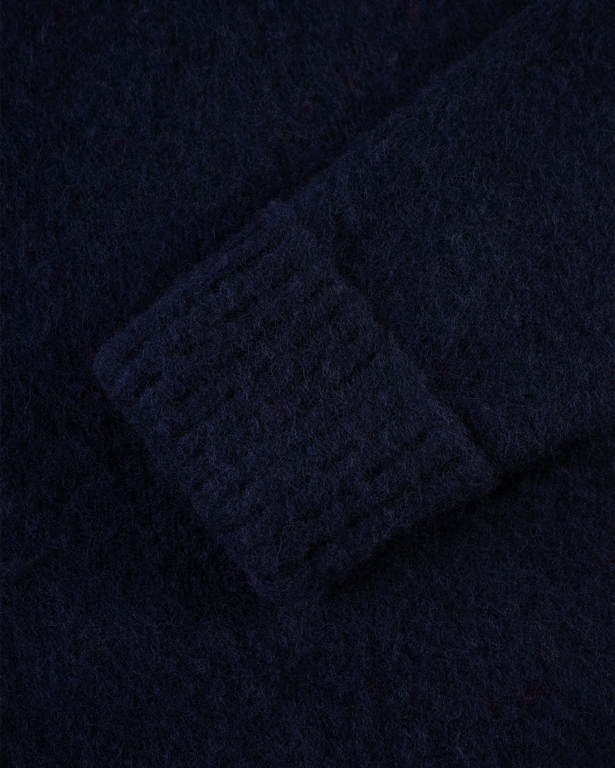 Friction Resistant Edging Made-in-Scotland Navy Shaggy Dog Sweater - Classic Fit