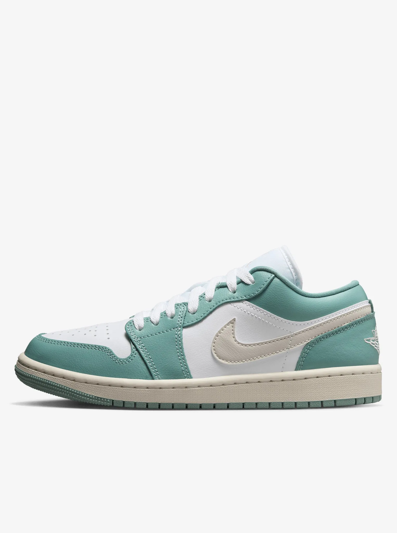 Air Jordan 1 Low Womens Vegan Material Technology Everyday Touch