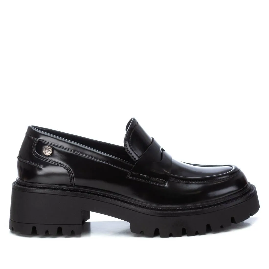 Harbor Lights Unstructured Style Women's Casual Moccasins By XTI