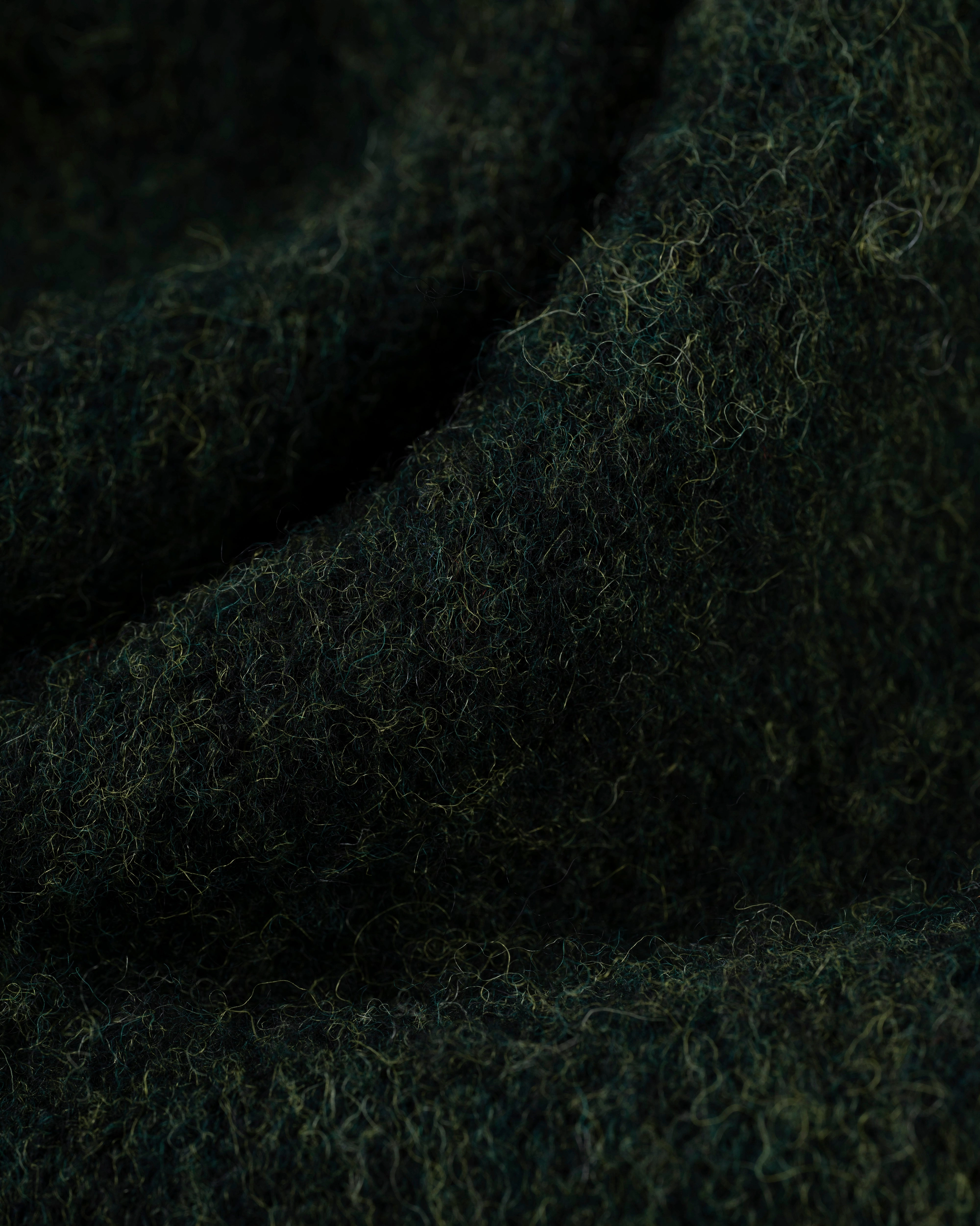 Casual Chic Made-in-Scotland Dark Green Shaggy Dog Sweater - Classic Fit