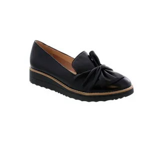 Strong Lane Neat Lines Women's Oclem Leather Loafers Shoes In Black/blacksole