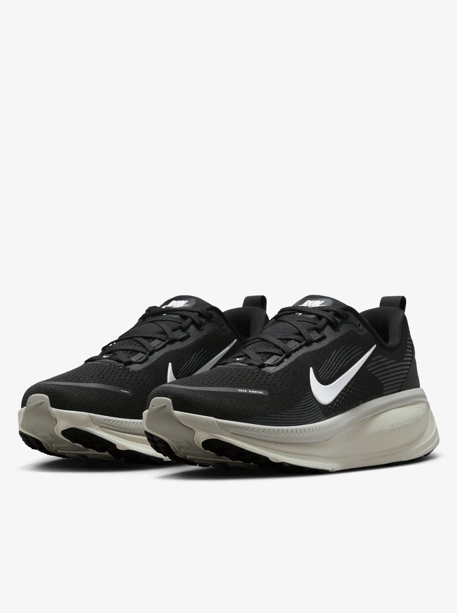 Vomero 18 Mens running in the evening shoes rugby shoes