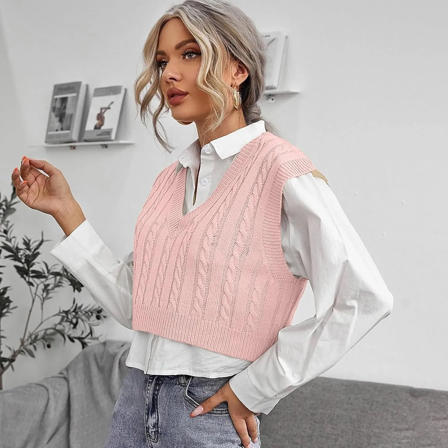 Sweater Vest for Women Fashion Cropped Cable Knit Sweater Vest Casual Sleeveless Knitted Tops Winter Clothes