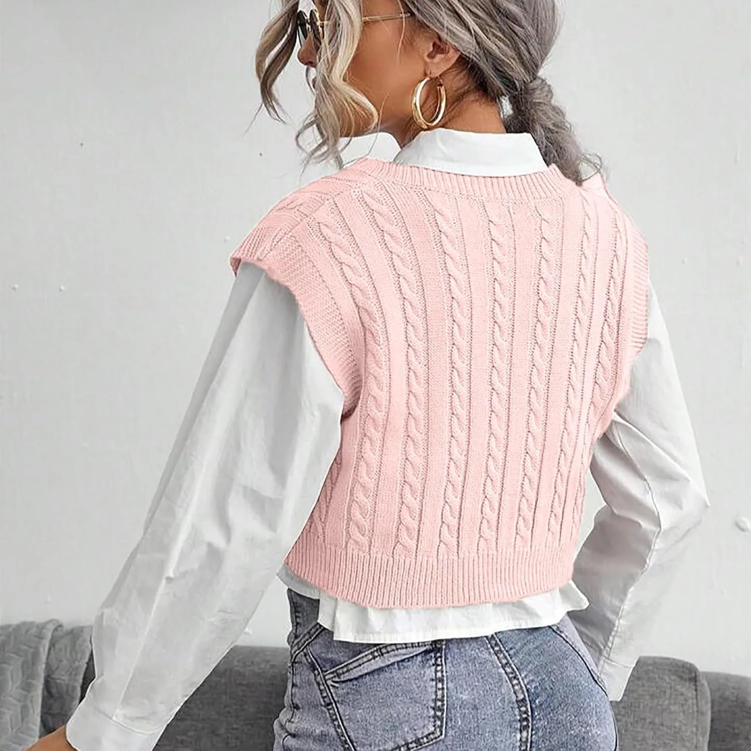 Sweater Vest for Women Fashion Cropped Cable Knit Sweater Vest Casual Sleeveless Knitted Tops Winter Clothes