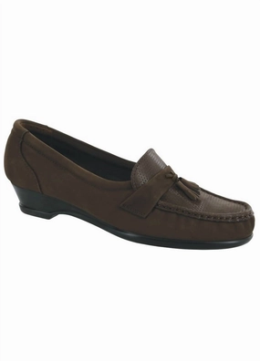 Secure Zone Extra Boost Taylor Slip On Wedge - Medium In Brown Turf