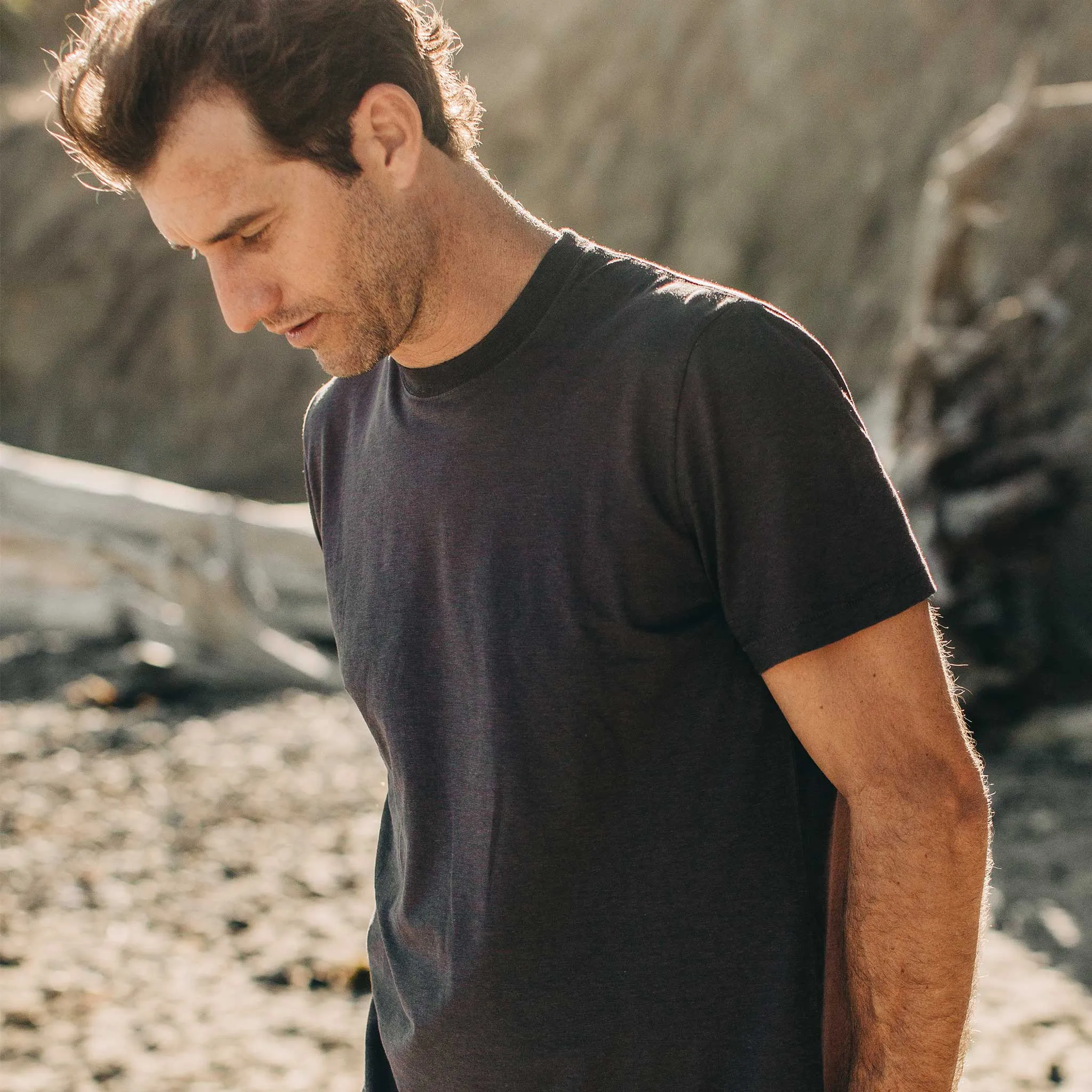 The Cotton Hemp Tee in Charcoal Basic Piece