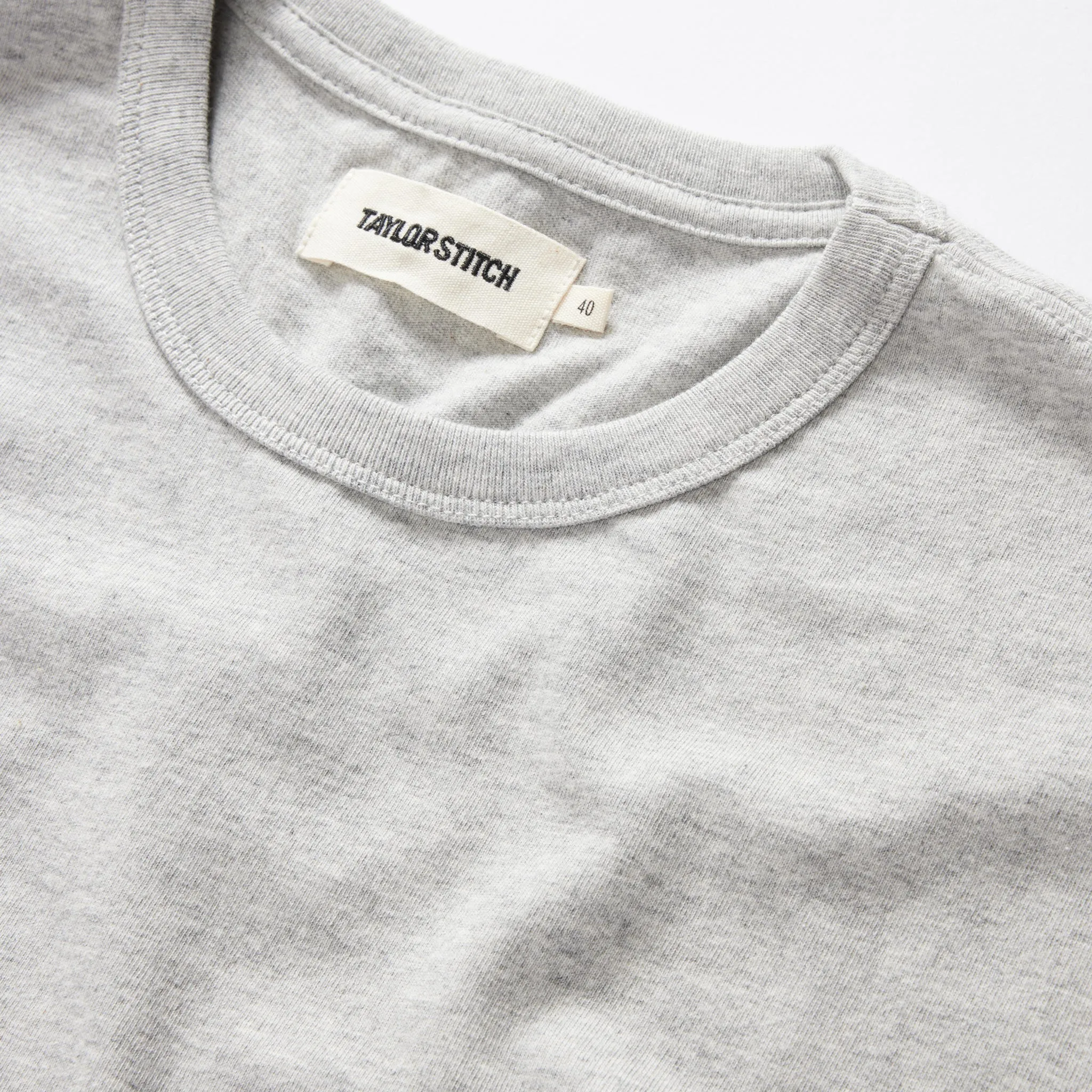 The Organic Cotton Tee in Heather Grey Smooth Seam Technology
