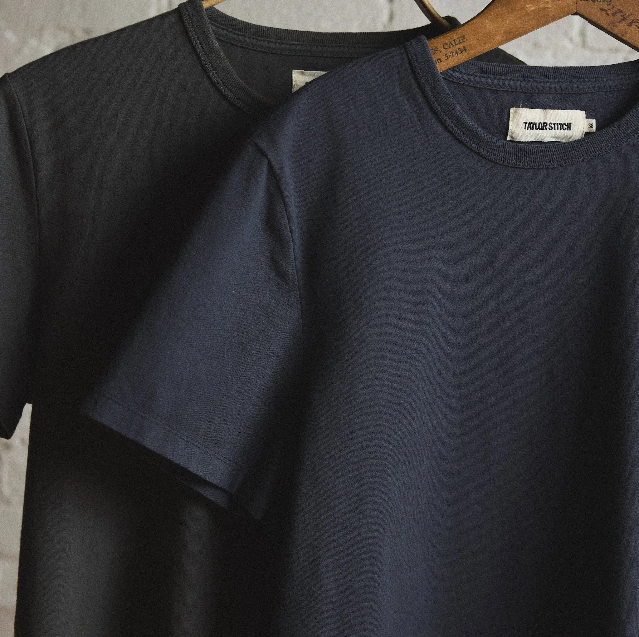 The Organic Cotton Tee in Navy Comfy Look Wear Midweight Knit