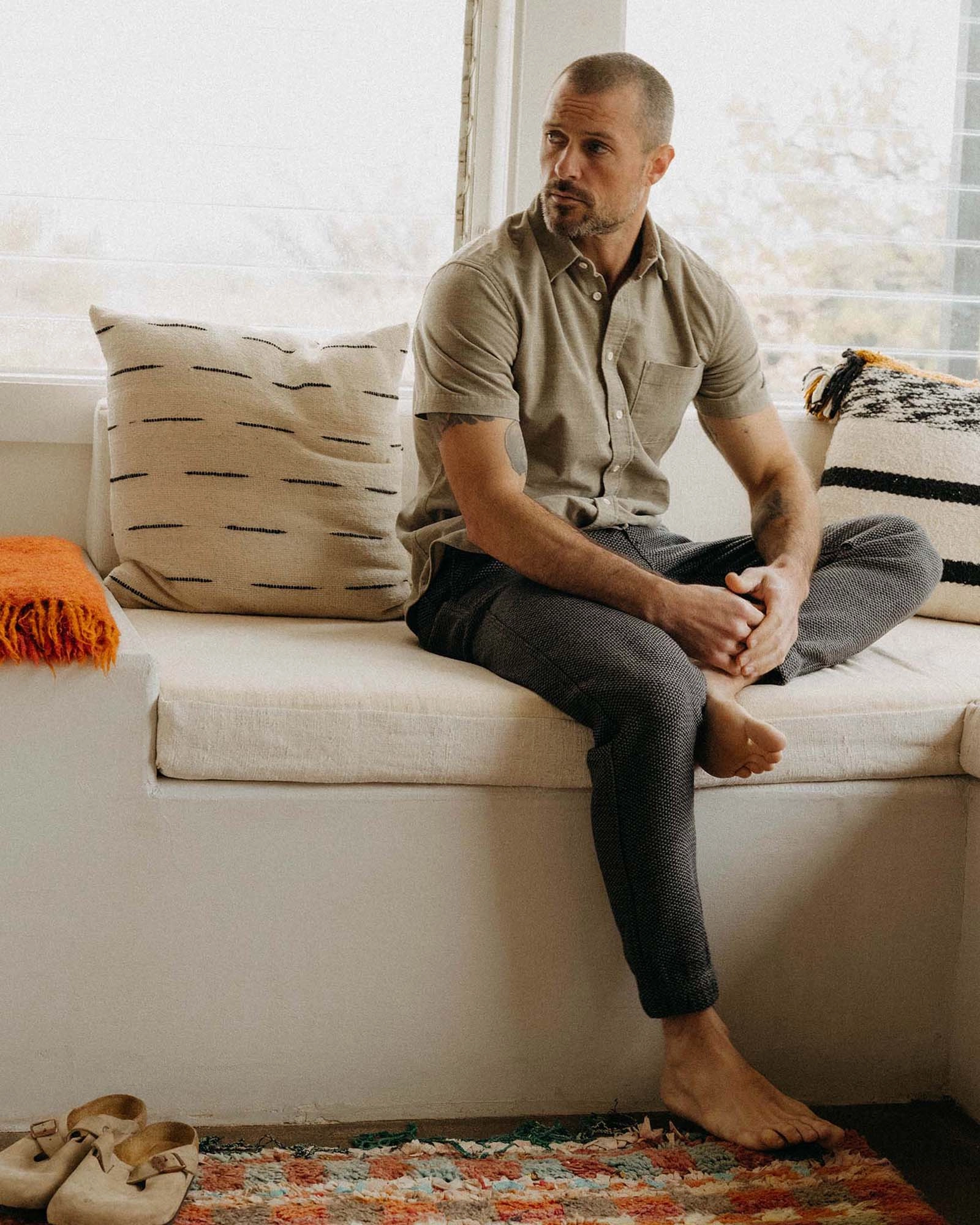 Comfortable Look Casual Layer The Apres Pant in Charcoal Sashiko