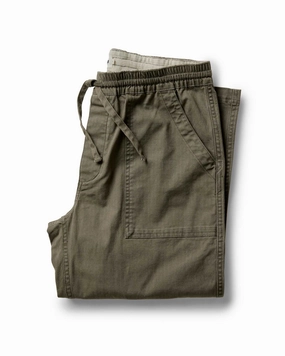 The Breakwater Pant in Mushroom Ripstop Noise Reduciting Fabric Flexible Use