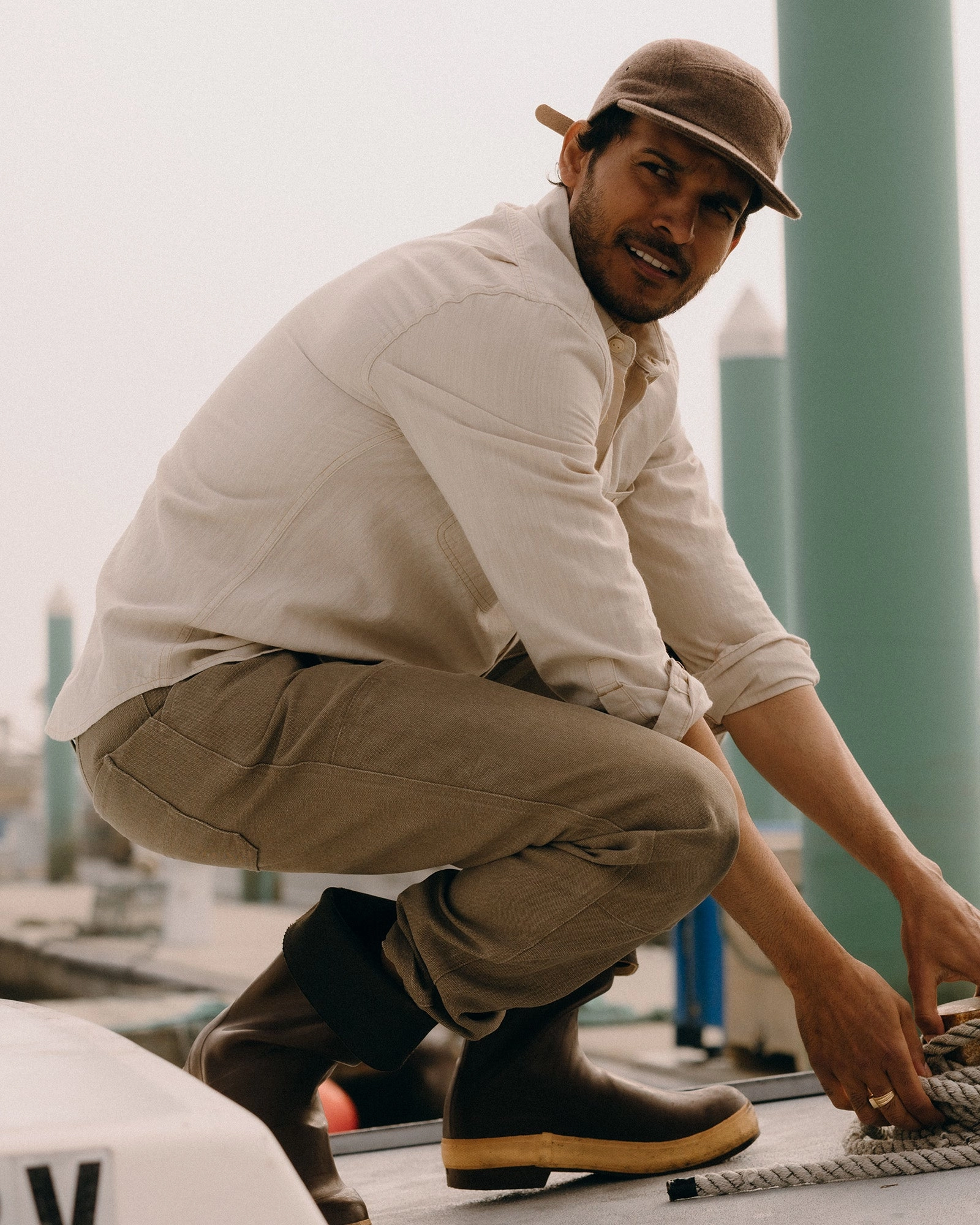Basic Look Breathable Comfort The Chore Pant in Stone Chipped Canvas
