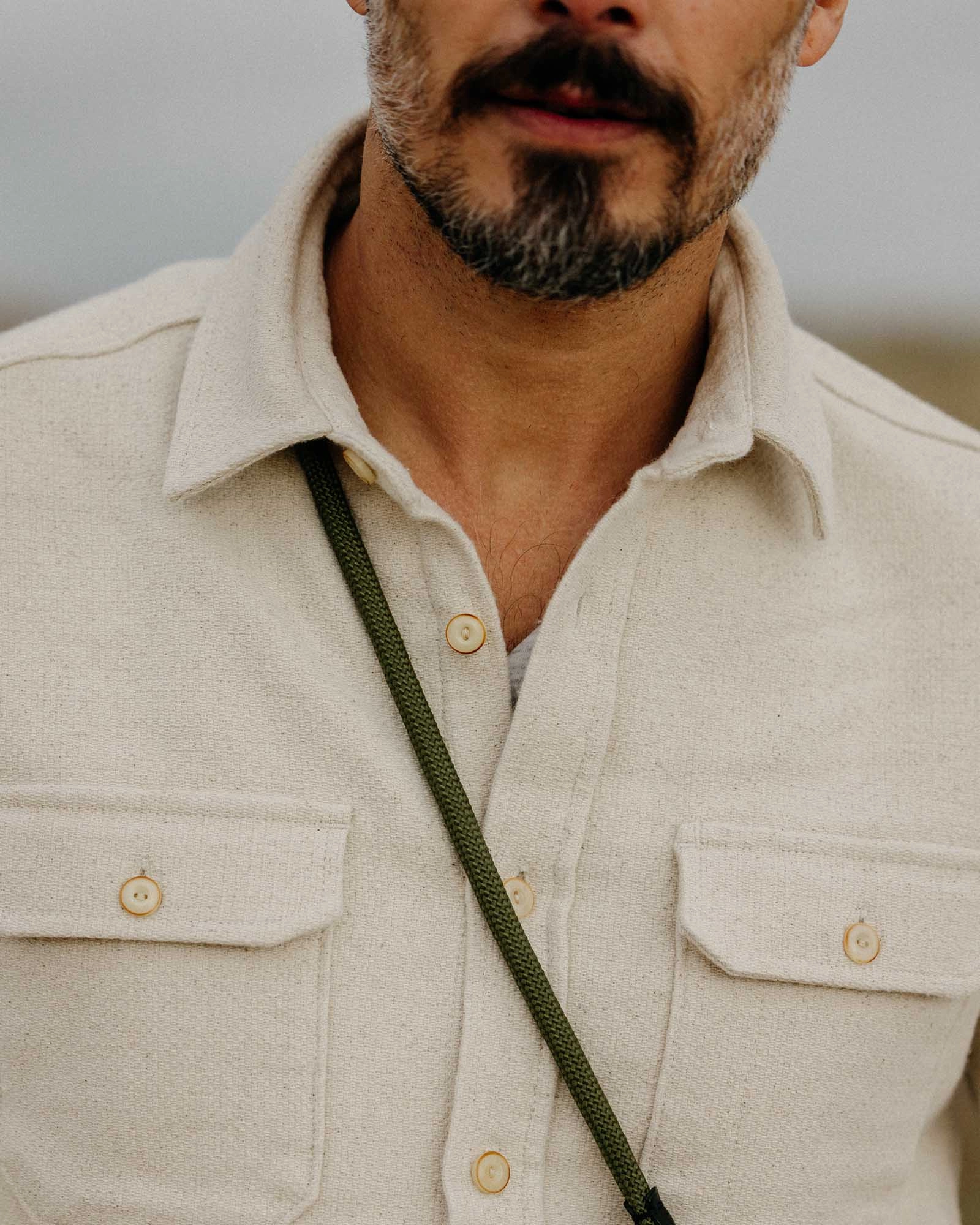 Adjustable Hem The Division Shirt in Birch