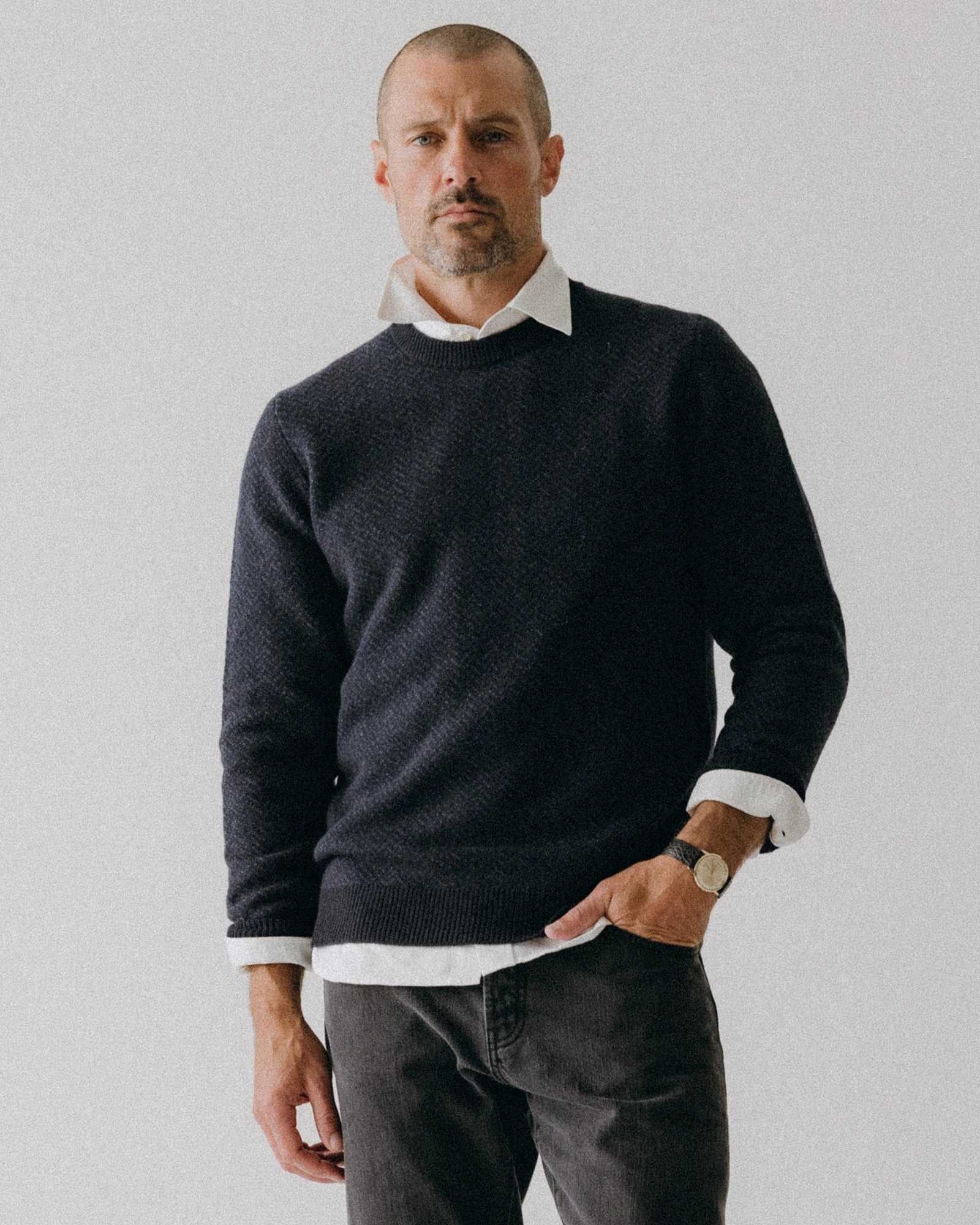 The Eddy Crew in Heather Marine Herringbone Basic Layer Chic Design