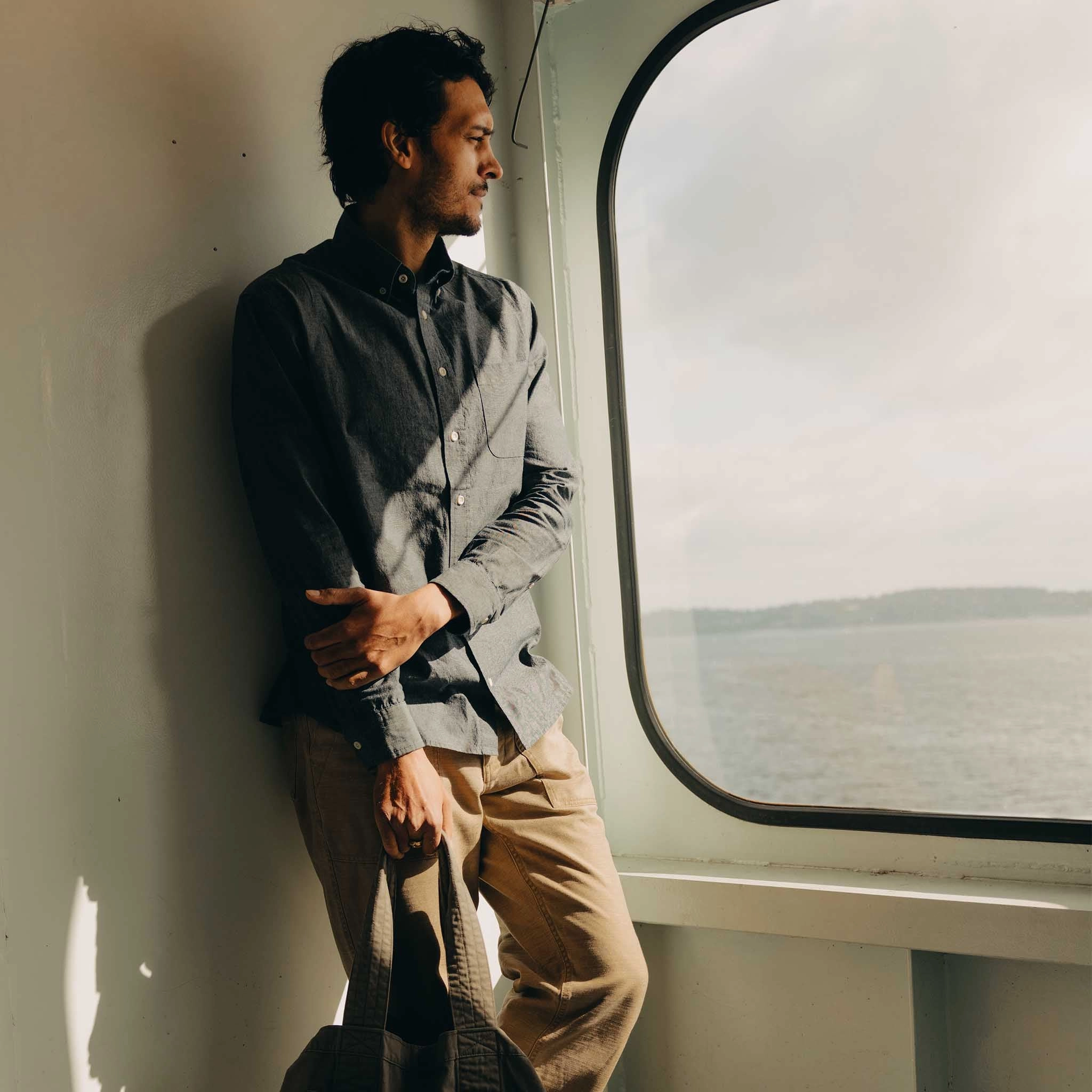 The Jack in Rinsed Indigo Chambray Wrinkle Resistant Material