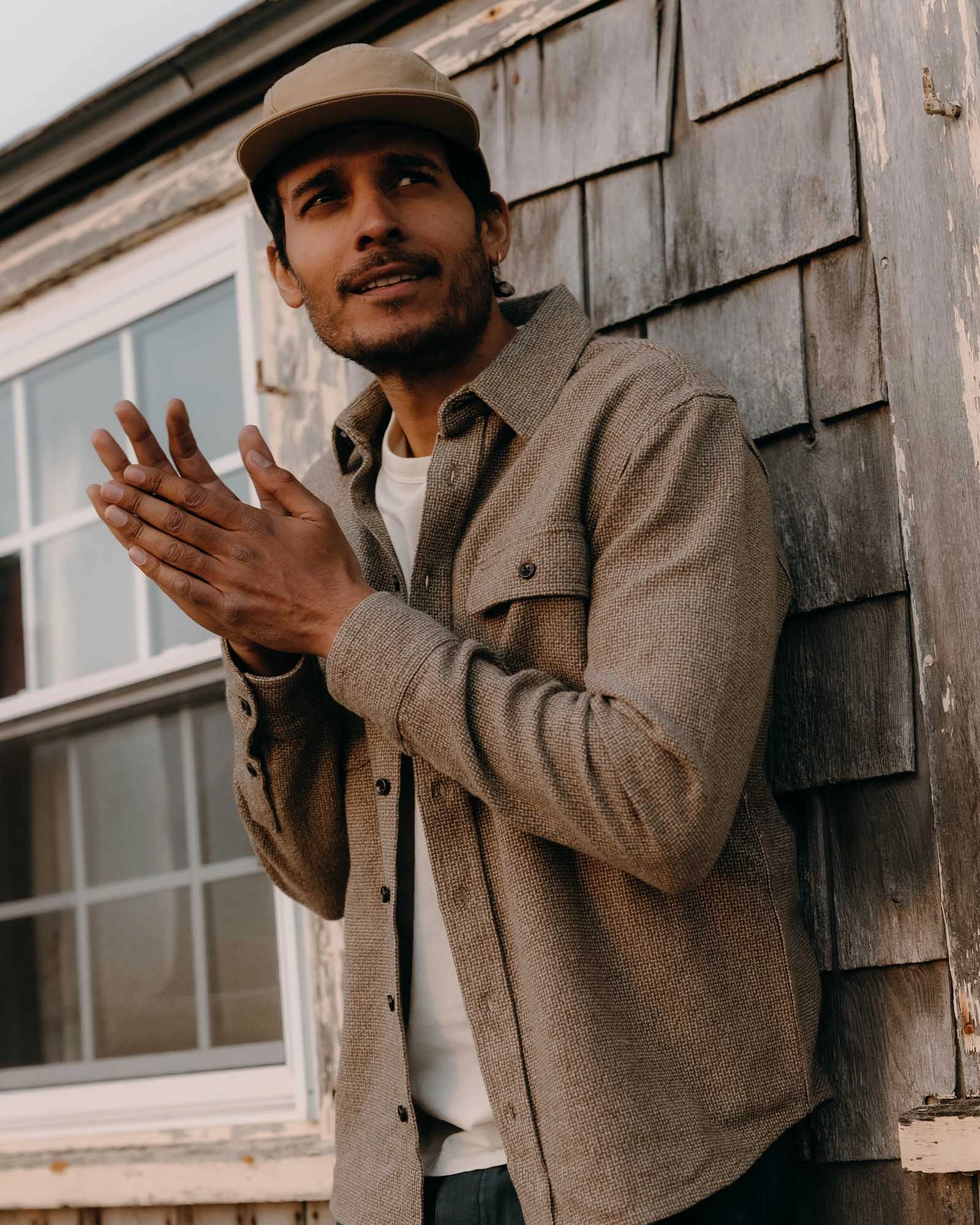 Odor Control Fabric The Ledge Shirt in Army Linen Tweed