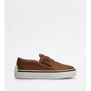 Mountain Lane Stylish Slip-Ons Tod's Slip On Shoes in Leather