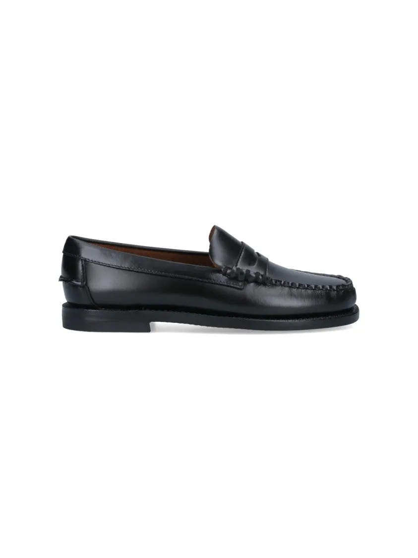 Free Step Soft Fit Comfort Slip-On Black Leather Moccasins With Cut-Out Detail