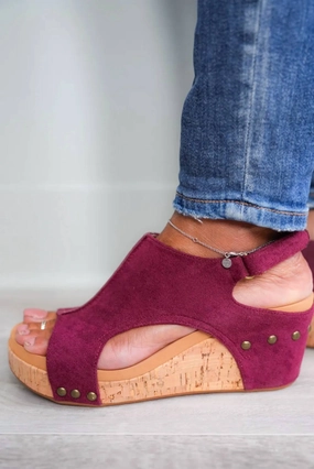 Suede Carley Wedges (Ca) (B-4) In Berry Soft Form