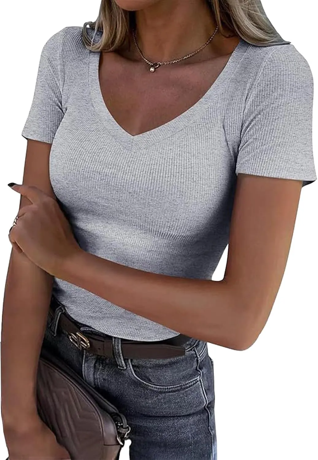 V Neck T Shirts for Women Short Sleeve Slim Fit Tops Casual Solid Color Basic T Shirts 2025 Going Out Outfits