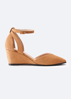 Weight Friendly Season Free Garda Suede Wedges